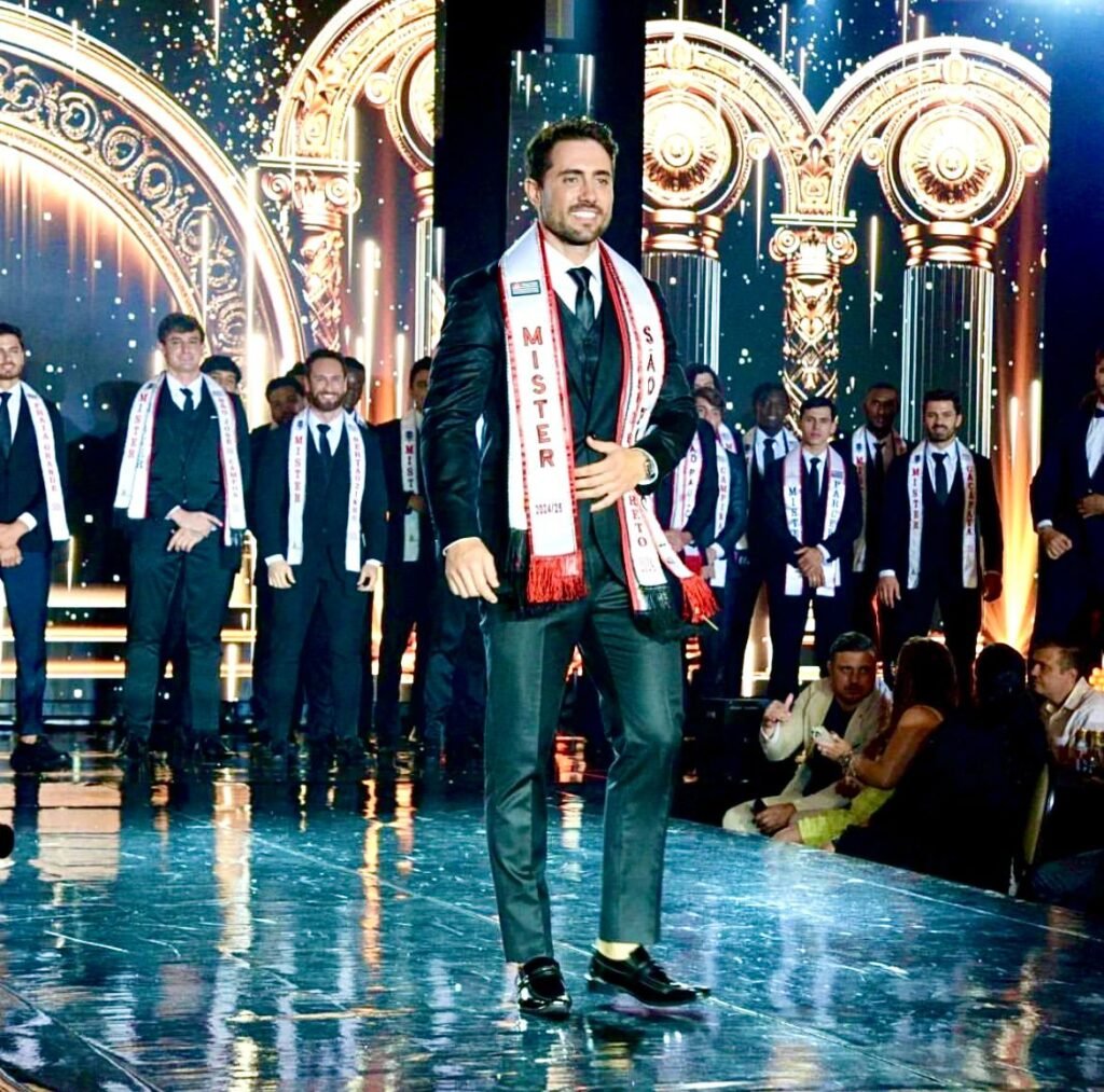 “Leonardo Lucena Conquista 2º Lugar no Mister São Paulo 2024 e Rumo ao Mister Brasil”