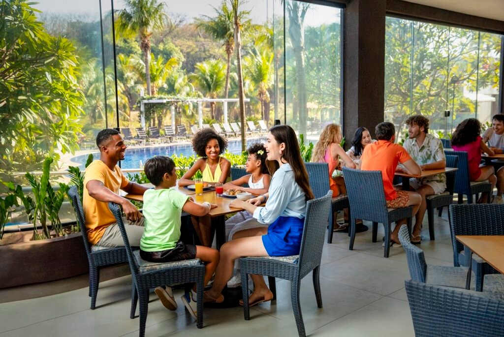 Hospedagem com Até 40% de Desconto nos Resorts da Marca Hot Beach na Black Friday