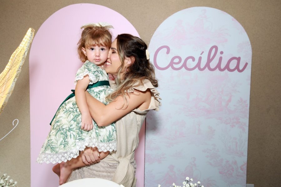 ANIVERSÁRIO DE 2 ANOS DE CECÍLIA ZAFANI ARID – “BORBOLETAS” - Eloisa Mattos