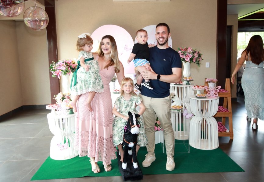 ANIVERSÁRIO DE 2 ANOS DE CECÍLIA ZAFANI ARID – “BORBOLETAS” - Eloisa Mattos
