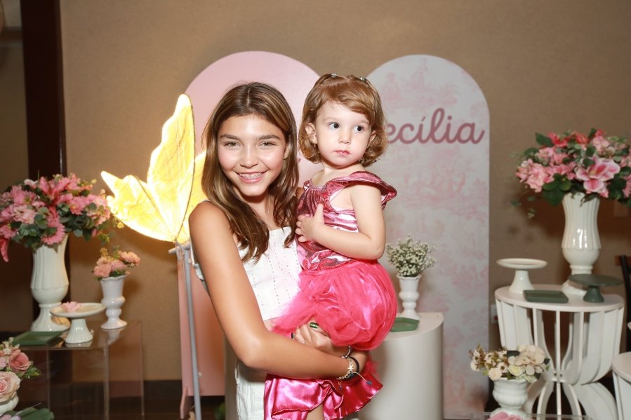 ANIVERSÁRIO DE 2 ANOS DE CECÍLIA ZAFANI ARID – “BORBOLETAS” - Eloisa Mattos