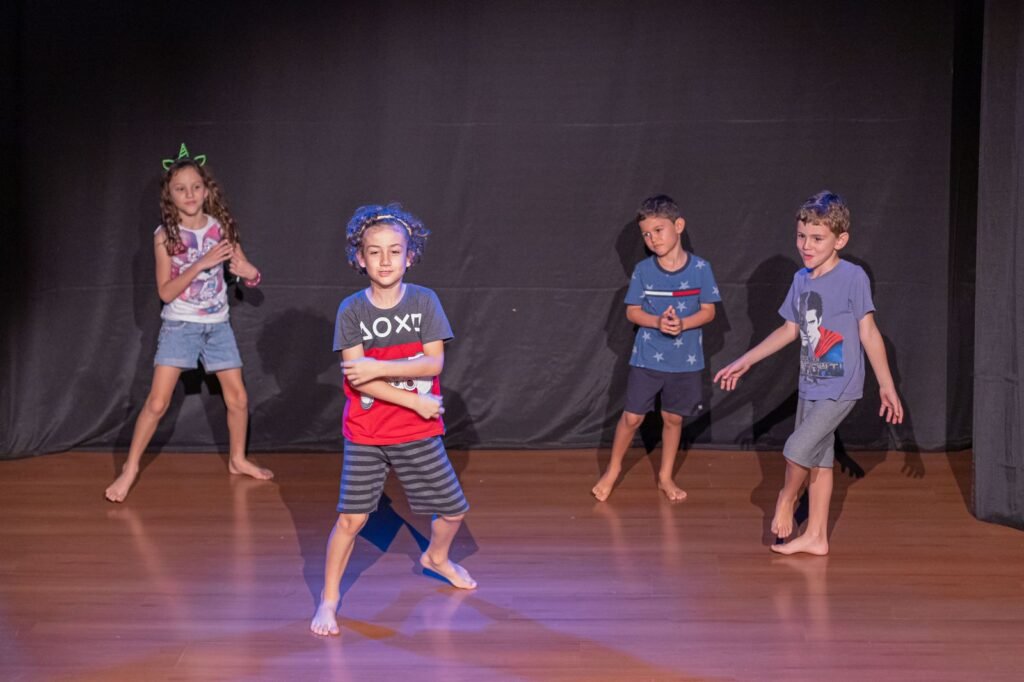 A Cia. Fábrica de Sonhos Abre Inscrições para os Cursos Livres de Teatro FS