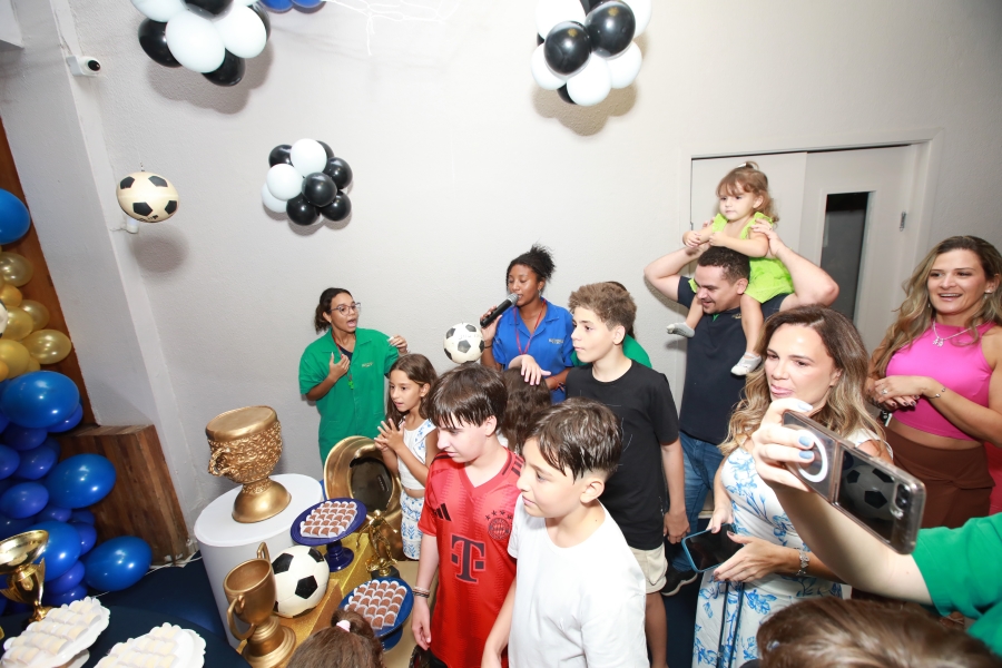 ANIVERSÁRIO DE 12 ANOS DO CRAQUE LUIZ ENZO – “REAL MADRID” - Eloisa Mattos