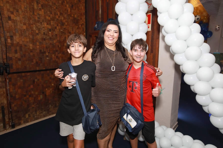 ANIVERSÁRIO DE 12 ANOS DO CRAQUE LUIZ ENZO – “REAL MADRID” - Eloisa Mattos