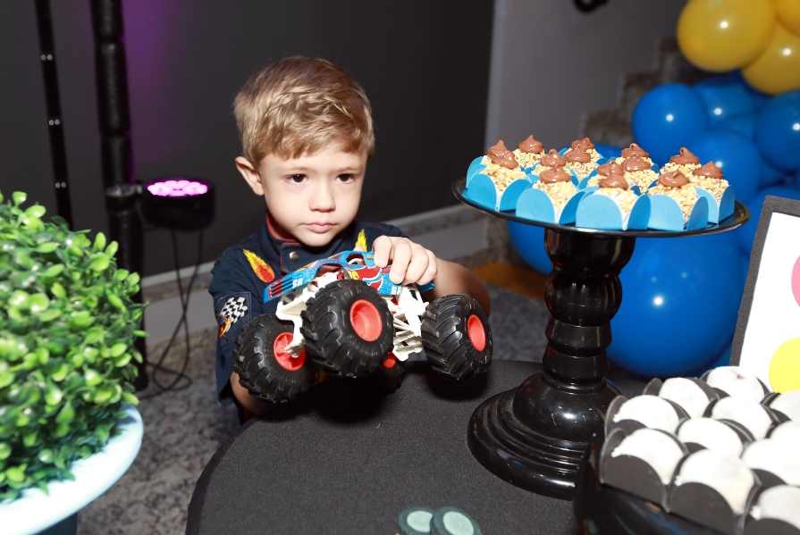 ANIVERSÁRIO DE 5 ANOS DE LIAN FABRO FACHIN – “HOT WHEELS” - Eloisa Mattos