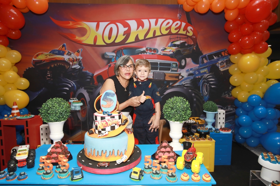 ANIVERSÁRIO DE 5 ANOS DE LIAN FABRO FACHIN – “HOT WHEELS” - Eloisa Mattos