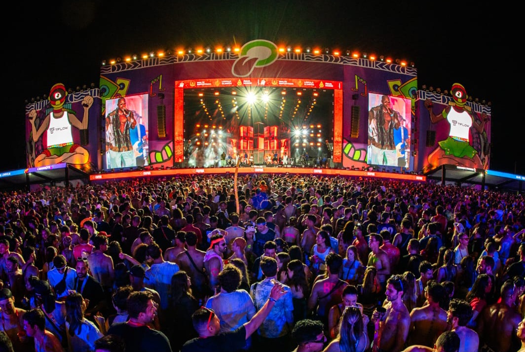 MAIOR EVENTO DE CARNAVAL DO ESTADO DE SÃO PAULO TEVE ATRAÇÕES COMO LÉO SANTANA, WESLEY SAFADÃO, MC LIVINHO, MONOBLOCO, TOMATE, ENTRE OUTROS