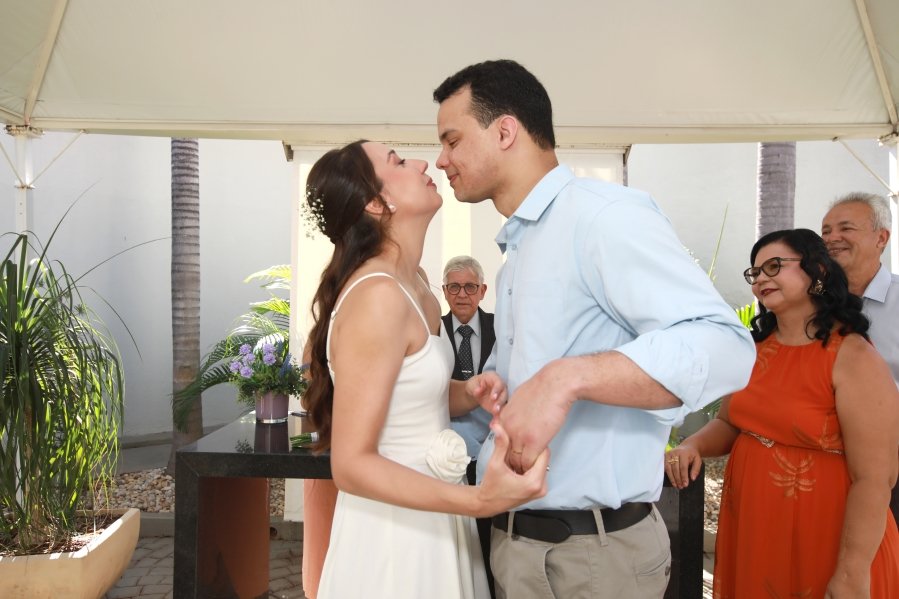 CASAMENTO CIVIL DE VITOR LIMA E CAROLINA GISMENE - Eloisa Mattos