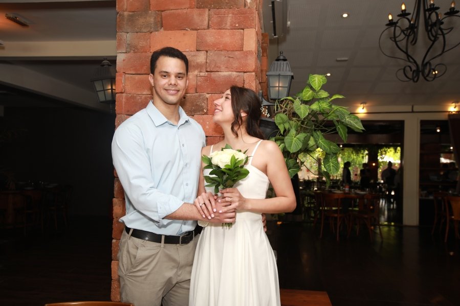 CASAMENTO CIVIL DE VITOR LIMA E CAROLINA GISMENE - Eloisa Mattos
