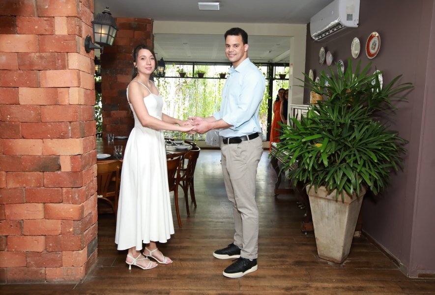 CASAMENTO CIVIL DE VITOR LIMA E CAROLINA GISMENE - Eloisa Mattos