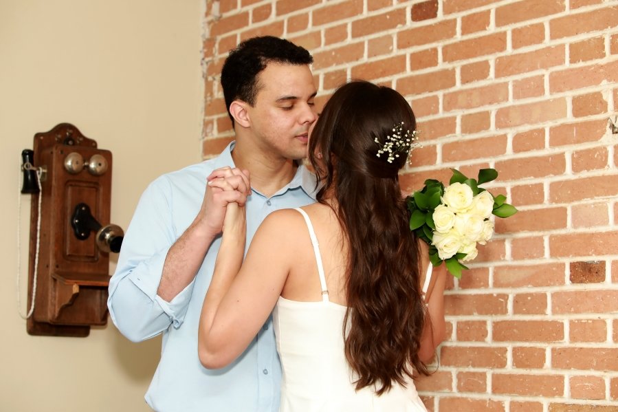 CASAMENTO CIVIL DE VITOR LIMA E CAROLINA GISMENE - Eloisa Mattos