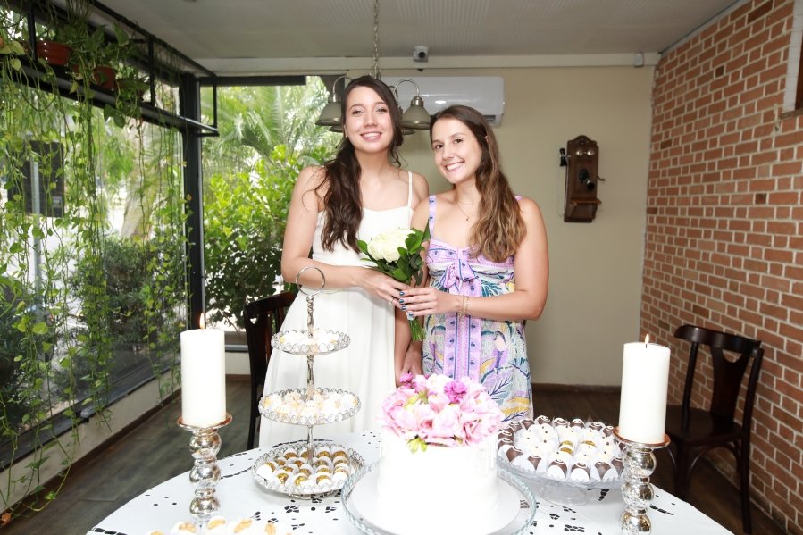 CASAMENTO CIVIL DE VITOR LIMA E CAROLINA GISMENE - Eloisa Mattos