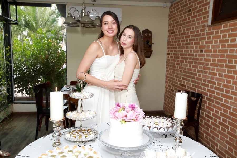 CASAMENTO CIVIL DE VITOR LIMA E CAROLINA GISMENE - Eloisa Mattos