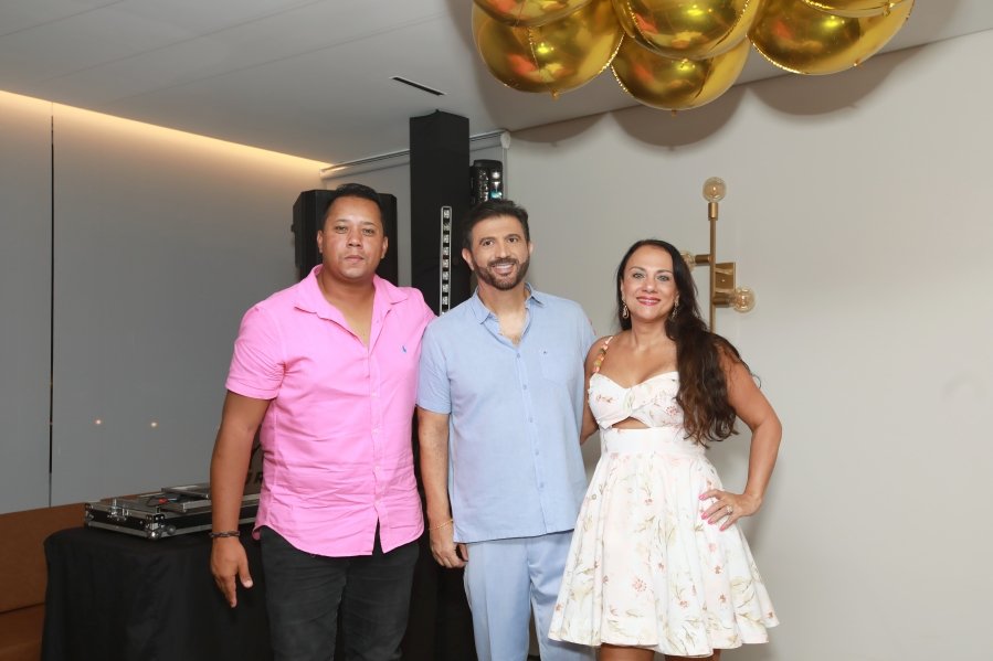 BIRTHDAY AT SUNSET – SÉRGIO AZEM - Eloisa Mattos
