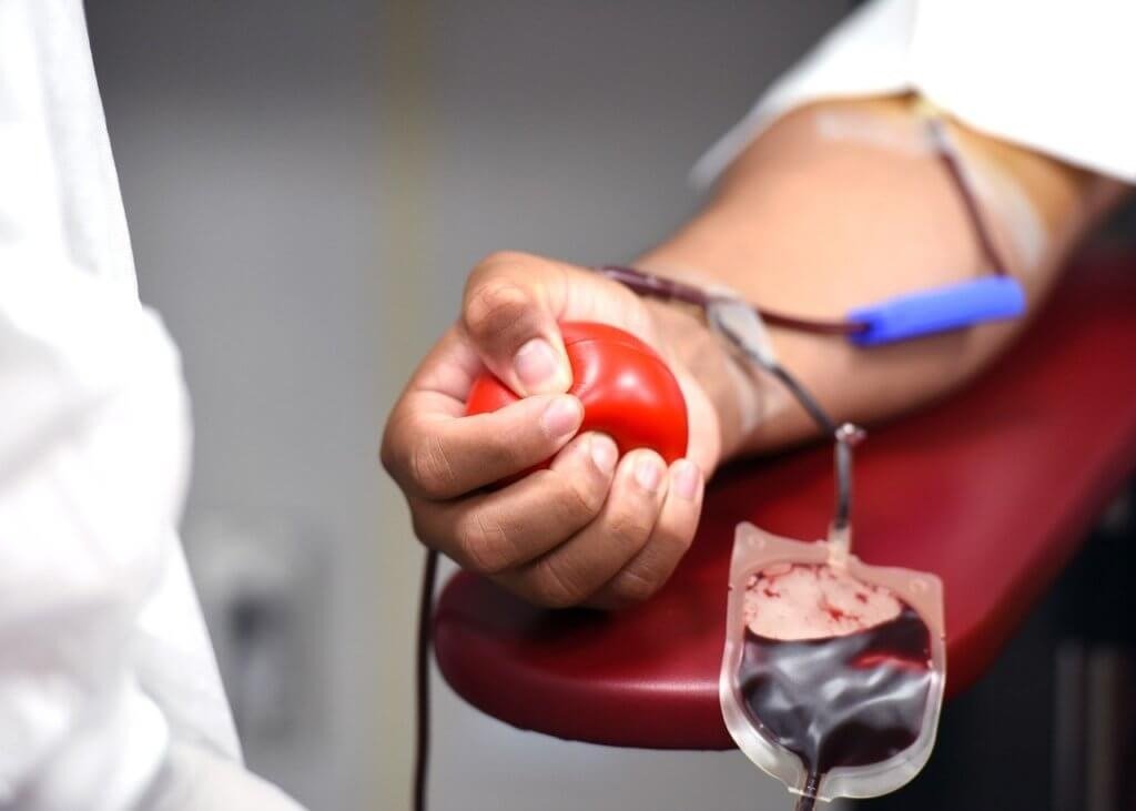 ACADÊMICOS DE MEDICINA DA FACERES REALIZAM MUTIRÃO DE DOAÇÃO DE SANGUE NO HEMOCENTRO DE SÃO JOSÉ DO RIO PRETO