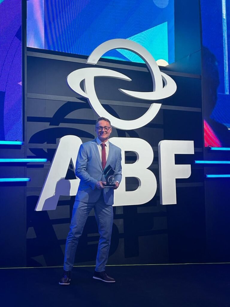 Bella Capri Recebe Hoje Selo de Excelência em Franchising 2025