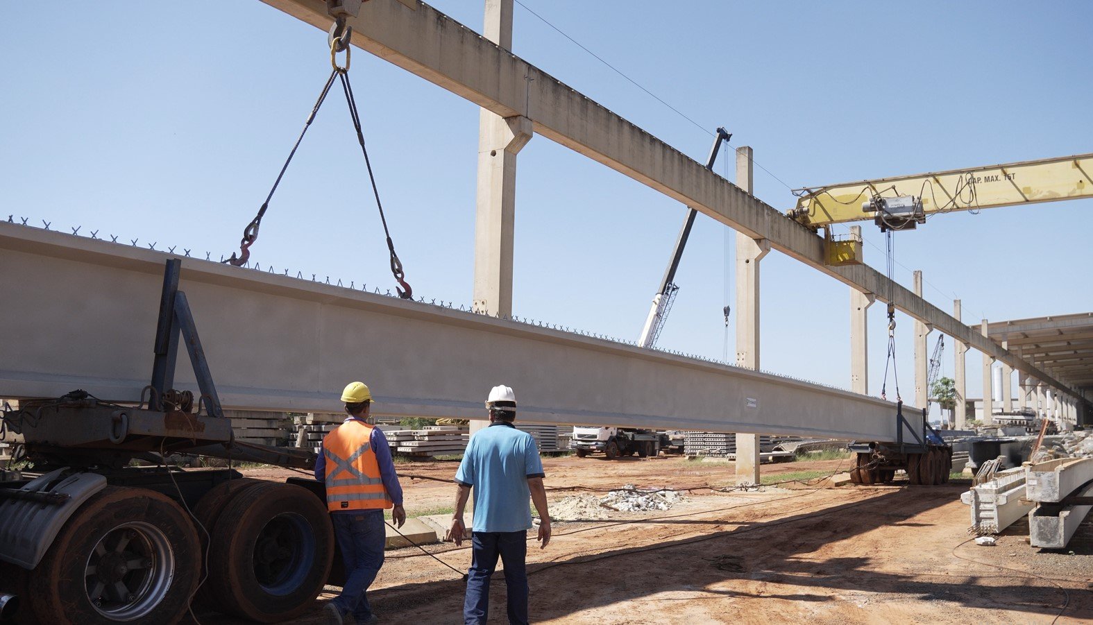 PROTENDIT TRANSPORTA ESTRUTURAS GIGANTES PARA OBRA QUE VAI MUDAR A ROTINA DE 80 MIL PESSOAS EM SANTOS