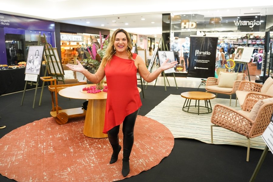 COQUETEL DE ABERTURA DA 17ª EDIÇÃO DA EXPOSIÇÃO FOTOGRÁFICA “MÃES E FILHOS EM FOCO” RIOPRETO SHOPPING CENTER - Eloisa Mattos