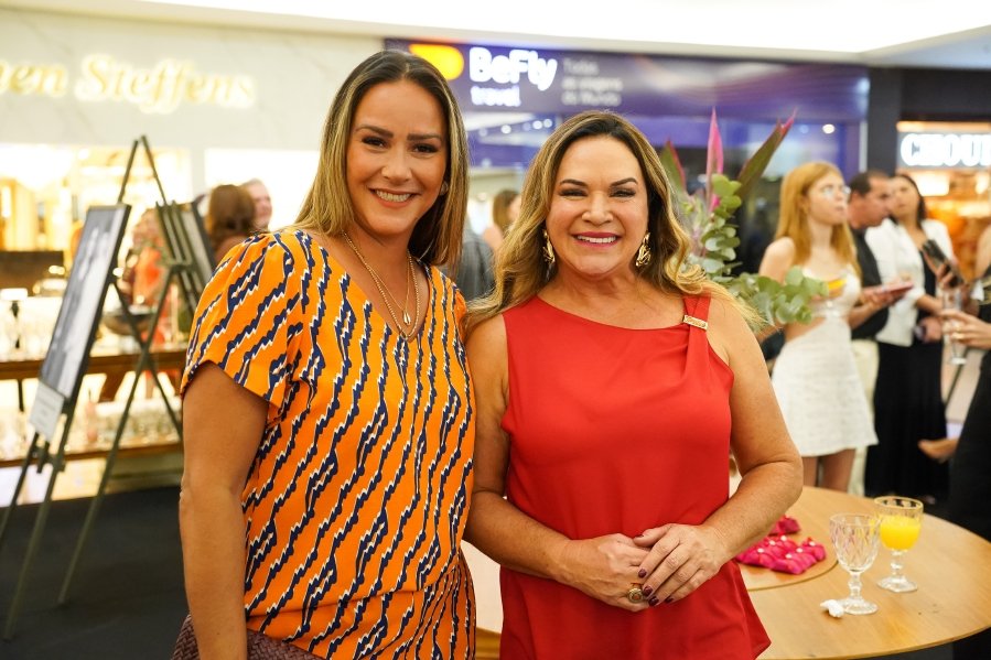 COQUETEL DE ABERTURA DA 17ª EDIÇÃO DA EXPOSIÇÃO FOTOGRÁFICA “MÃES E FILHOS EM FOCO” RIOPRETO SHOPPING CENTER - Eloisa Mattos