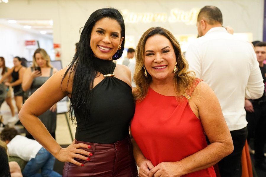 COQUETEL DE ABERTURA DA 17ª EDIÇÃO DA EXPOSIÇÃO FOTOGRÁFICA “MÃES E FILHOS EM FOCO” RIOPRETO SHOPPING CENTER - Eloisa Mattos