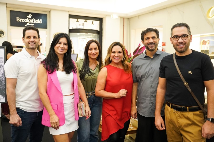 COQUETEL DE ABERTURA DA 17ª EDIÇÃO DA EXPOSIÇÃO FOTOGRÁFICA “MÃES E FILHOS EM FOCO” RIOPRETO SHOPPING CENTER - Eloisa Mattos