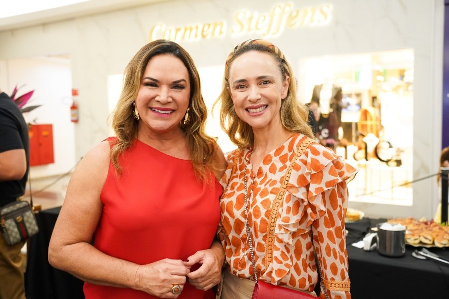COQUETEL DE ABERTURA DA 17ª EDIÇÃO DA EXPOSIÇÃO FOTOGRÁFICA “MÃES E FILHOS EM FOCO” RIOPRETO SHOPPING CENTER - Eloisa Mattos