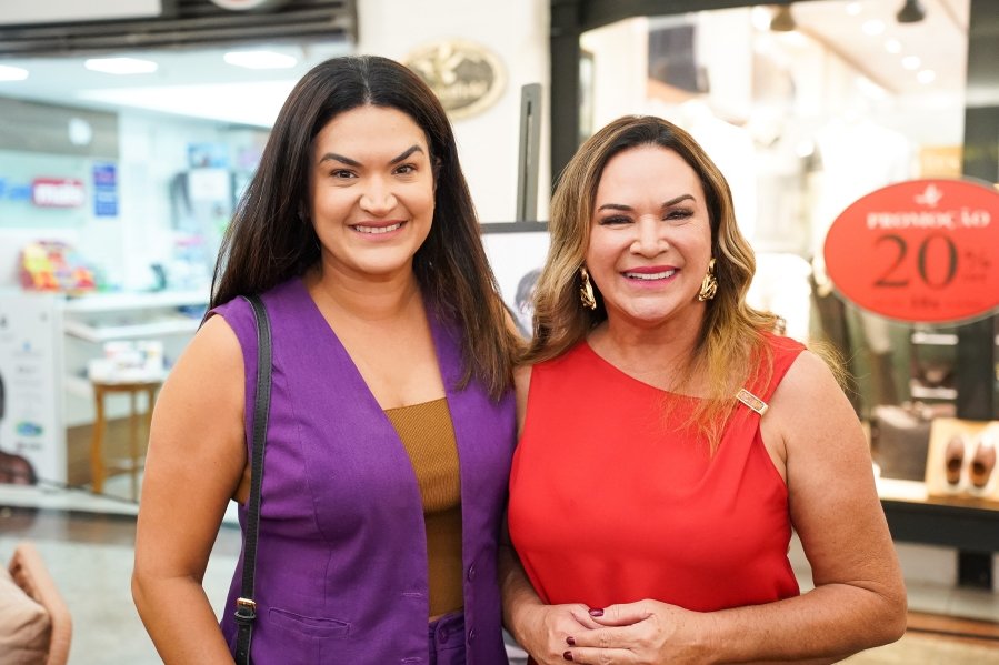 COQUETEL DE ABERTURA DA 17ª EDIÇÃO DA EXPOSIÇÃO FOTOGRÁFICA “MÃES E FILHOS EM FOCO” RIOPRETO SHOPPING CENTER - Eloisa Mattos