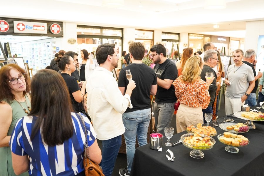 COQUETEL DE ABERTURA DA 17ª EDIÇÃO DA EXPOSIÇÃO FOTOGRÁFICA “MÃES E FILHOS EM FOCO” RIOPRETO SHOPPING CENTER - Eloisa Mattos