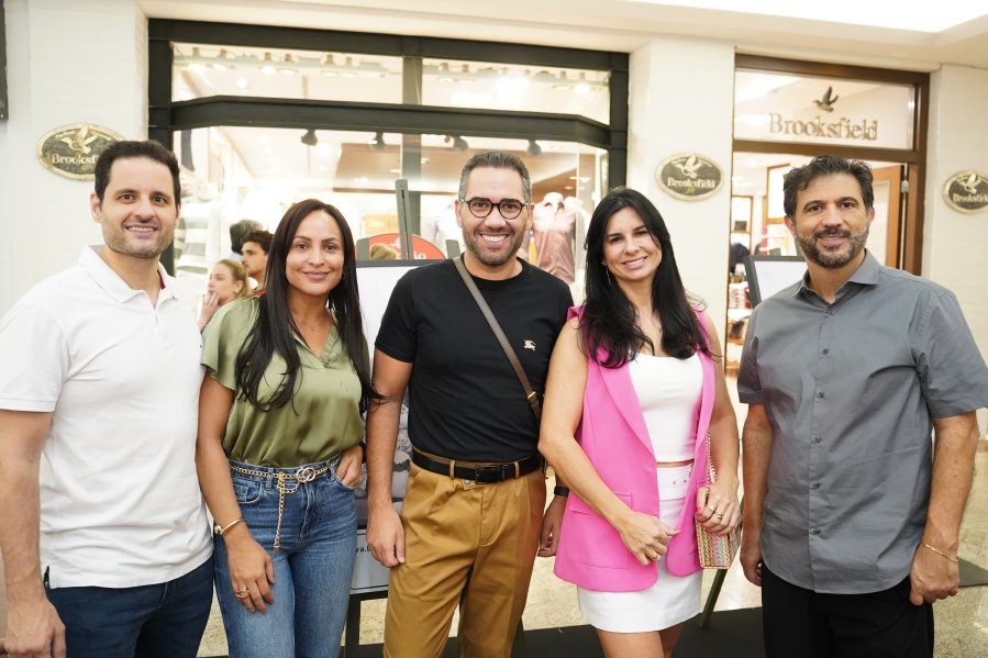 COQUETEL DE ABERTURA DA 17ª EDIÇÃO DA EXPOSIÇÃO FOTOGRÁFICA “MÃES E FILHOS EM FOCO” RIOPRETO SHOPPING CENTER - Eloisa Mattos