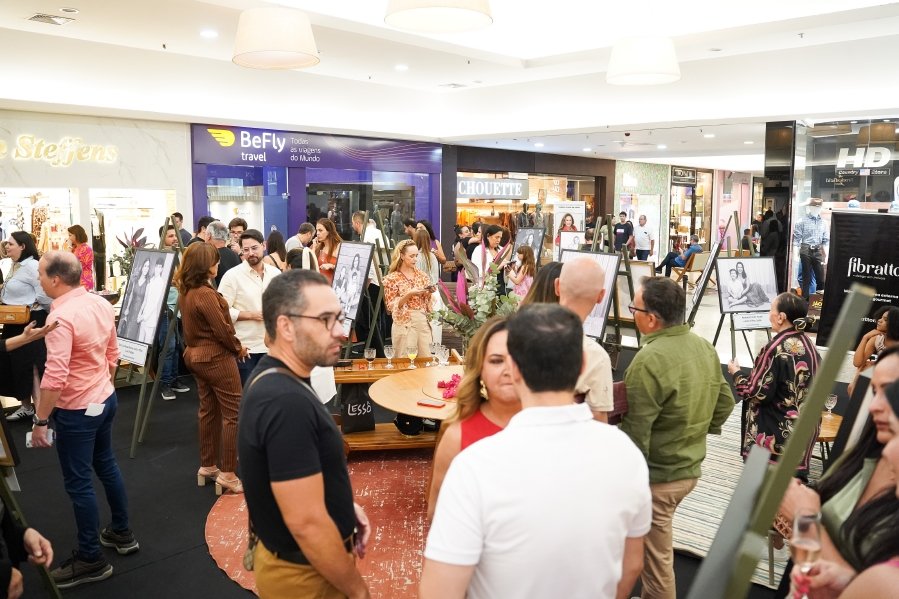 COQUETEL DE ABERTURA DA 17ª EDIÇÃO DA EXPOSIÇÃO FOTOGRÁFICA “MÃES E FILHOS EM FOCO” RIOPRETO SHOPPING CENTER - Eloisa Mattos