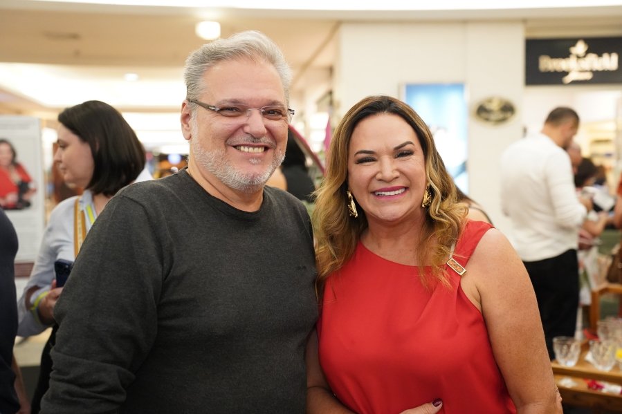 COQUETEL DE ABERTURA DA 17ª EDIÇÃO DA EXPOSIÇÃO FOTOGRÁFICA “MÃES E FILHOS EM FOCO” RIOPRETO SHOPPING CENTER - Eloisa Mattos