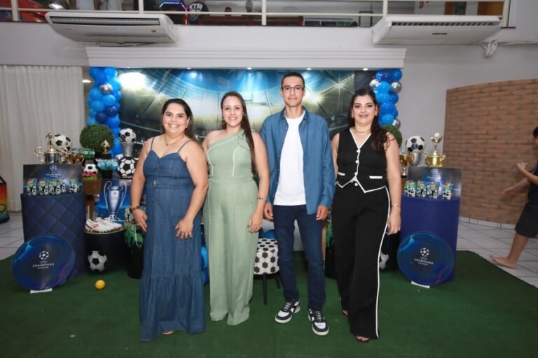 resized_ELO_4359