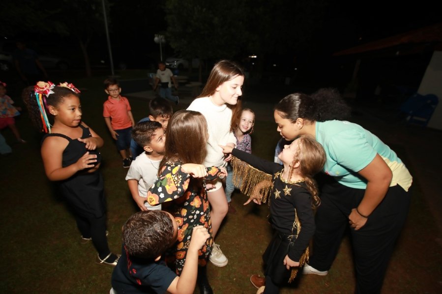ANIVERSÁRIO DE MANUELLA CALDAS F. VIEIRA, 5 ANOS – TEMA: “ANA CASTELA” - Eloisa Mattos