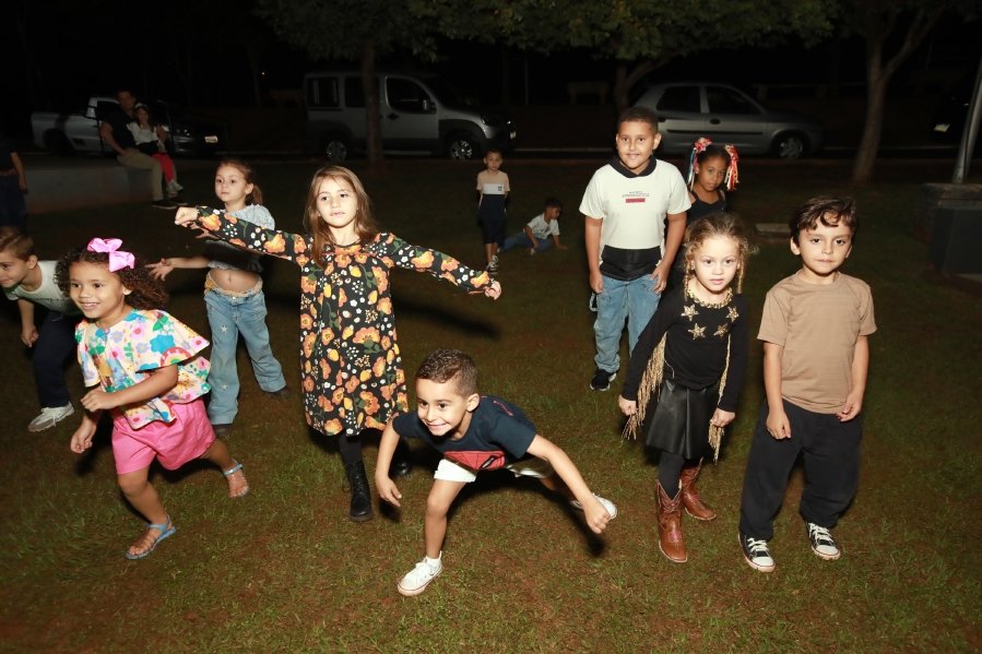 ANIVERSÁRIO DE MANUELLA CALDAS F. VIEIRA, 5 ANOS – TEMA: “ANA CASTELA” - Eloisa Mattos