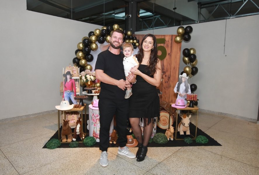 ANIVERSÁRIO DE MANUELLA CALDAS F. VIEIRA, 5 ANOS – TEMA: “ANA CASTELA” - Eloisa Mattos
