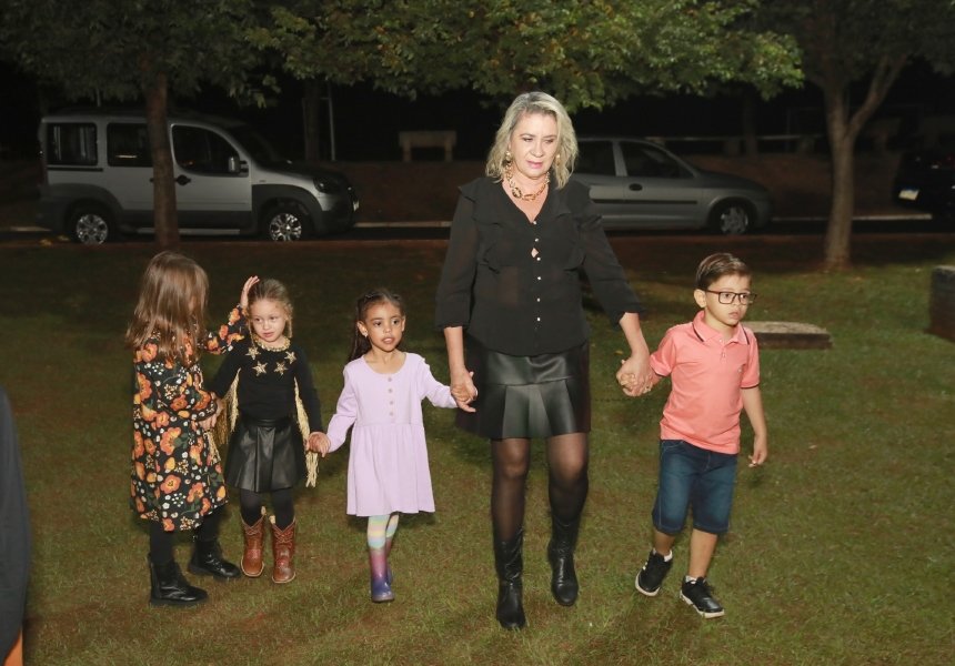ANIVERSÁRIO DE MANUELLA CALDAS F. VIEIRA, 5 ANOS – TEMA: “ANA CASTELA” - Eloisa Mattos