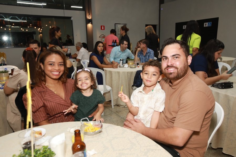 ANIVERSÁRIO DE MANUELLA CALDAS F. VIEIRA, 5 ANOS – TEMA: “ANA CASTELA” - Eloisa Mattos