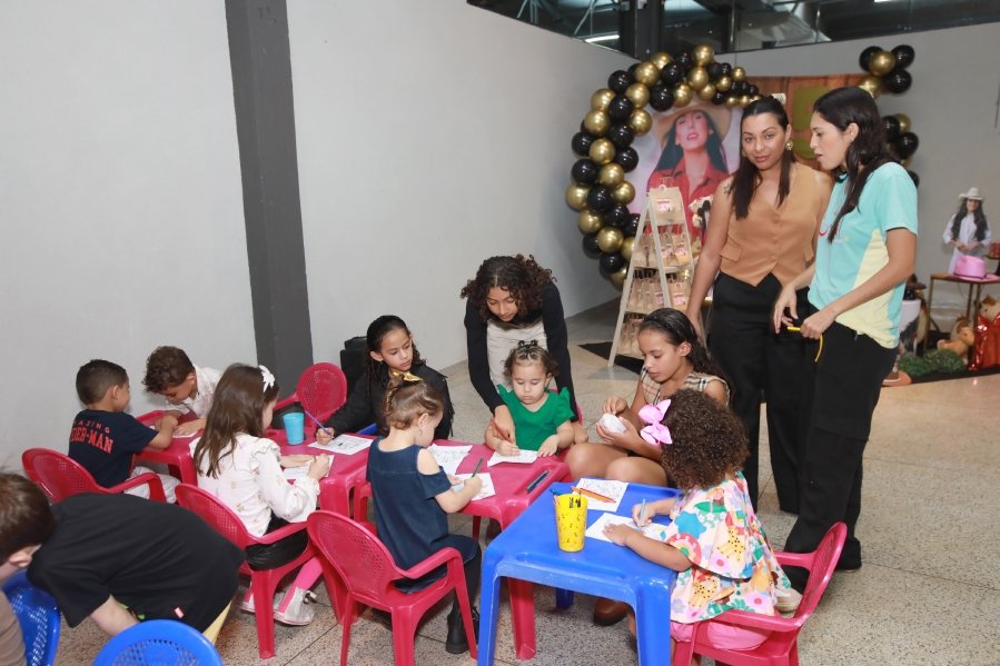 ANIVERSÁRIO DE MANUELLA CALDAS F. VIEIRA, 5 ANOS – TEMA: “ANA CASTELA” - Eloisa Mattos