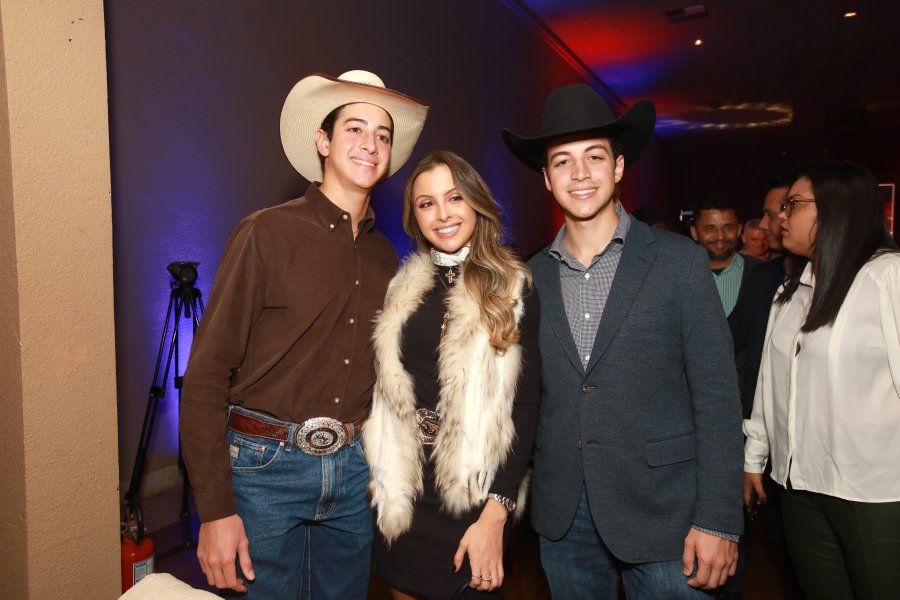 LANÇAMENTO DO RIO PRETO COUNTRY BULLS 2025 AGITA A CIDADE E REVELA ATRAÇÕES DE TIRAR O FÔLEGO - Eloisa Mattos
