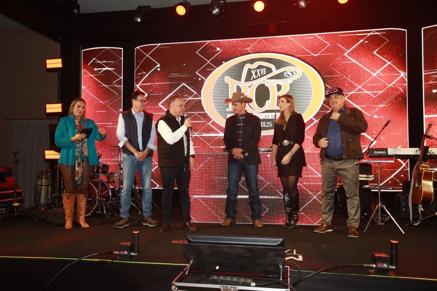 LANÇAMENTO DO RIO PRETO COUNTRY BULLS 2025 AGITA A CIDADE E REVELA ATRAÇÕES DE TIRAR O FÔLEGO - Eloisa Mattos