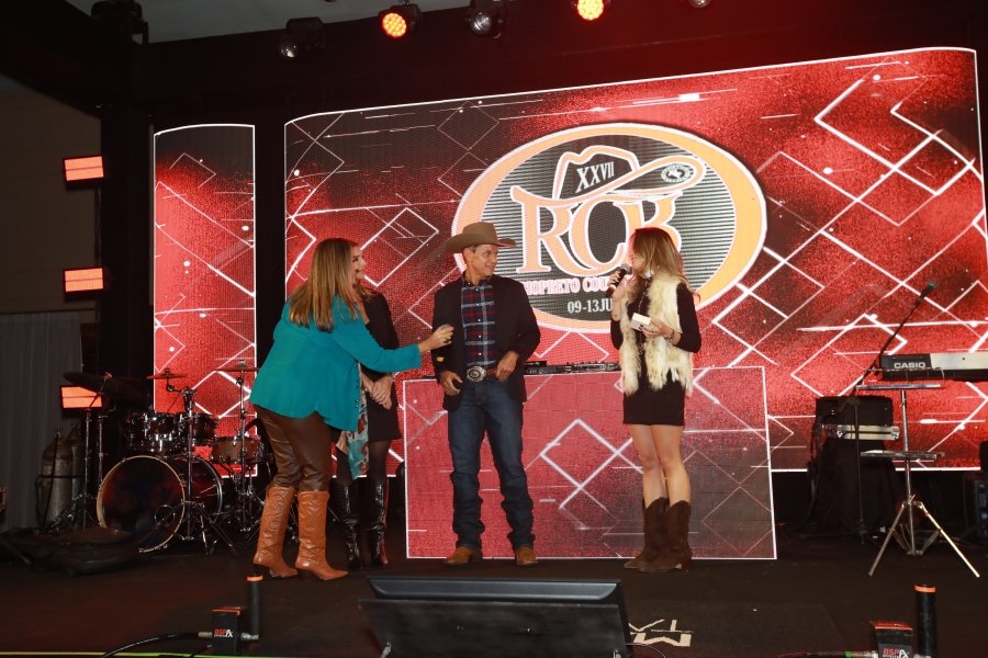 LANÇAMENTO DO RIO PRETO COUNTRY BULLS 2025 AGITA A CIDADE E REVELA ATRAÇÕES DE TIRAR O FÔLEGO - Eloisa Mattos