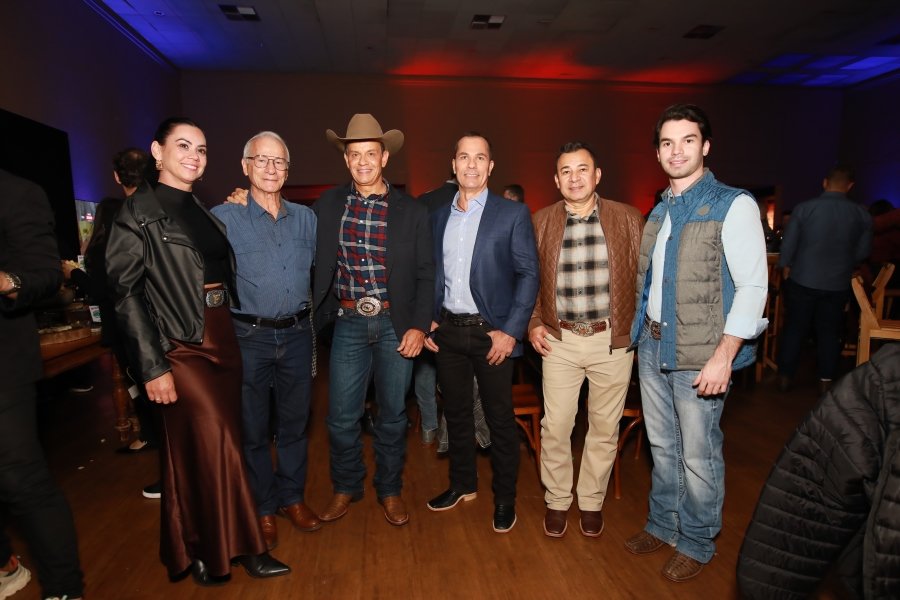 LANÇAMENTO DO RIO PRETO COUNTRY BULLS 2025 AGITA A CIDADE E REVELA ATRAÇÕES DE TIRAR O FÔLEGO - Eloisa Mattos