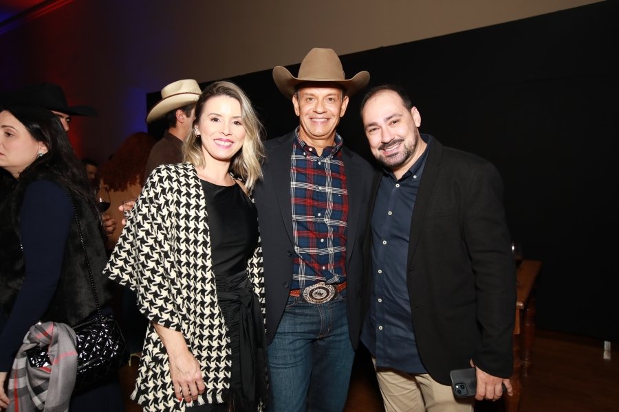 LANÇAMENTO DO RIO PRETO COUNTRY BULLS 2025 AGITA A CIDADE E REVELA ATRAÇÕES DE TIRAR O FÔLEGO - Eloisa Mattos
