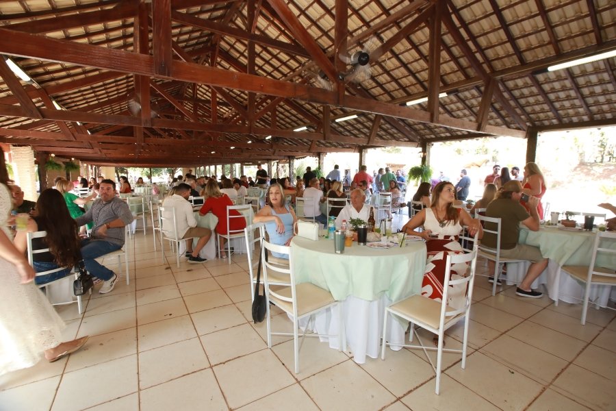 CASAMENTO DE ANA BEATRIZ E JEAN – CHÁCARA VIVA III - Eloisa Mattos