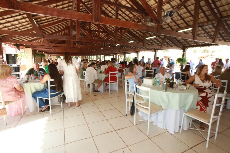 CASAMENTO DE ANA BEATRIZ E JEAN – CHÁCARA VIVA III - Eloisa Mattos