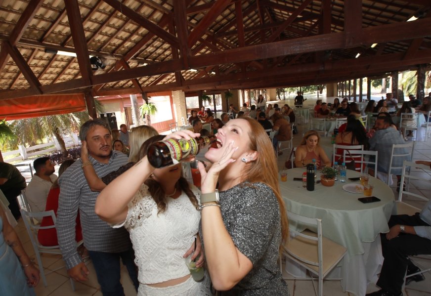 CASAMENTO DE ANA BEATRIZ E JEAN – CHÁCARA VIVA III - Eloisa Mattos