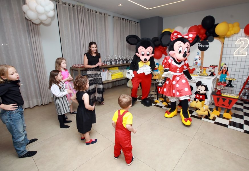 ANIVERSÁRIO DE 2 ANOS DO PEDRO – “REINO ENCANTADO DO MICKEY E MINNIE” - Eloisa Mattos