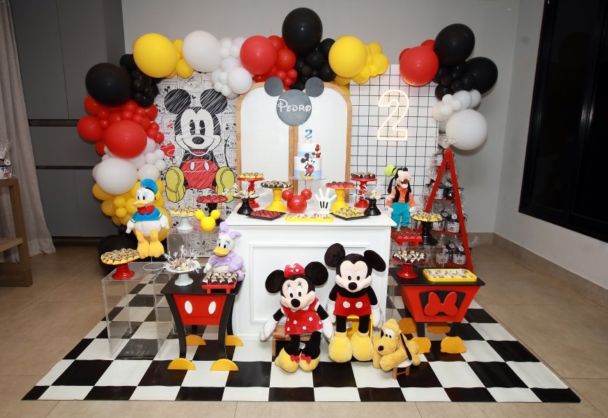 ANIVERSÁRIO DE 2 ANOS DO PEDRO – “REINO ENCANTADO DO MICKEY E MINNIE” - Eloisa Mattos