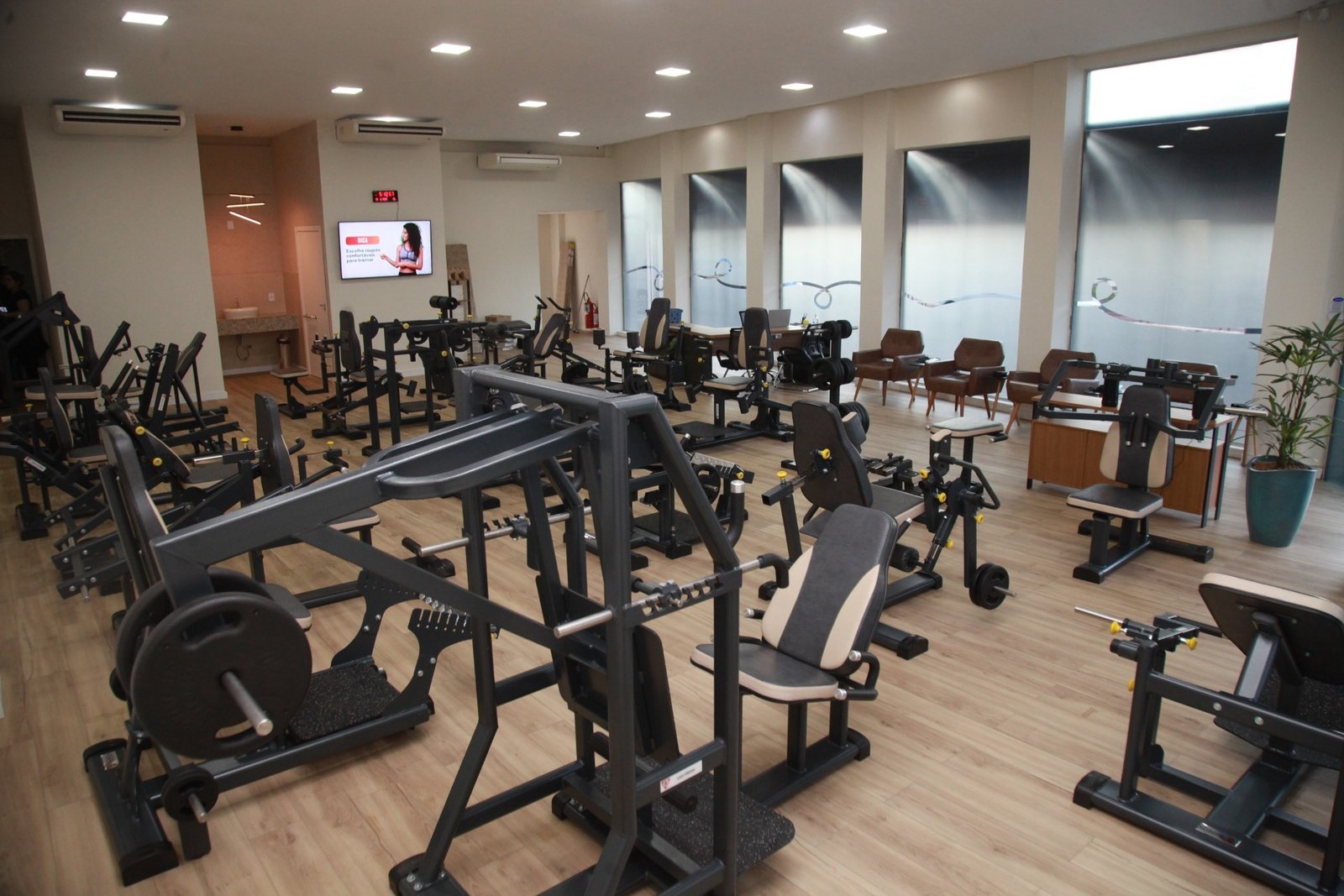 ENVELHECIMENTO POPULACIONAL E CRESCIMENTO DE DOENÇAS RELACIONADAS A DORES CRÔNICAS FAZ EMPRESÁRIA INVESTIR EM ACADEMIA COM FOCO NA “MUSCULAÇÃO QUE TRATA”