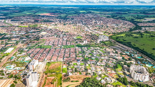 GENINHO SANCIONA LEI QUE CRIA PROGRAMA DE PPPS EM OLÍMPIA E ABRE CAMINHO PARA NOVOS INVESTIMENTOS